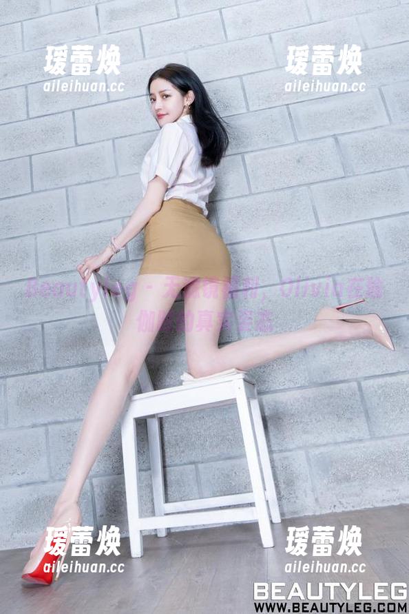 Beautyleg-Olivia Beautyleg - 无滤镜福利,Olivia在瑜伽时的真实姿态