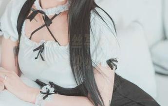 Bomi(普美)的黑丝写真集，最新企划中藏了多少小心思？