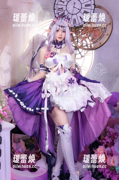 Machi马吉的在线写真，花嫁的裙摆是不是太美了点？