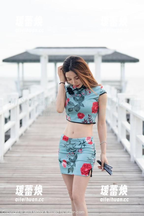 MiStar魅妍社 - 当油亮遇上刘钰儿：精选出一片迷雾的写真集