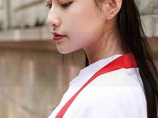 MiiTao蜜桃社 – 御姐缇娜美Tinami新型图片：适合拼图的美女，快来试试！