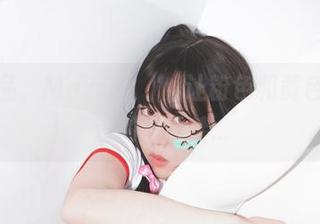 精选作品，Mozzi(모찌)让粉色和黄色共同出道的白日梦…