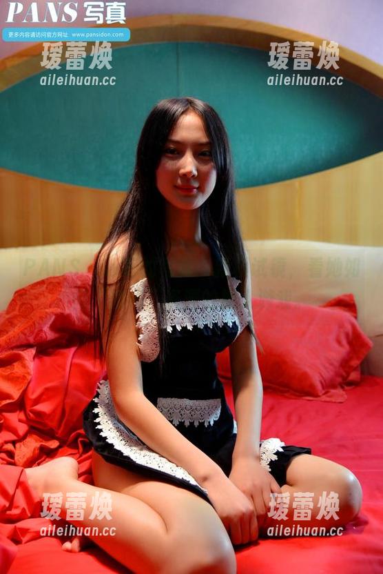 PANS - 萌萌的写真：新模试镜，看她如何“演绎”资源的撩人游戏。