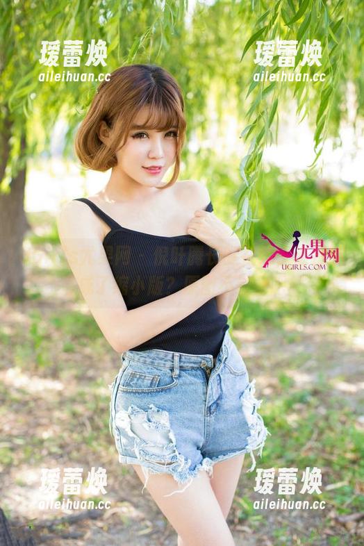 UGirls尤果网-倪叶腾 UGirls尤果网 - 倪叶腾长腿在线,谁把腿当成了缩小版?原图不过分吧!