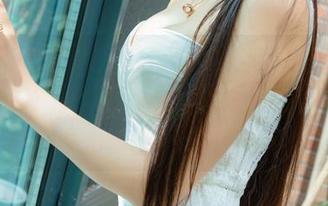UGirls尤果网 – 看到唐溪若穿着那身职业装，这组图片让我脑中闪过上千种冒险情节……