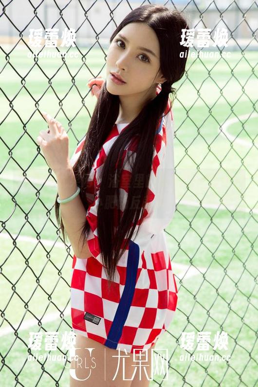 UGirls尤果网-黛斯羽 UGirls尤果网 - 浴室里的黛斯羽,套图和小肥肠反差萌