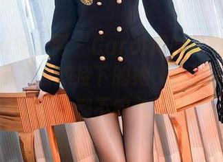 Xiuren秀人网 – Carol周妍希的高清写真集：水手服加持下的她，真让人一时无言，话都不知怎么说。