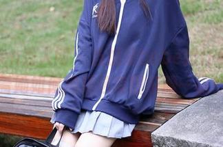 Xiuren秀人网 – 当加朵babe担任秘书，看她如何用精选美图征服一切！