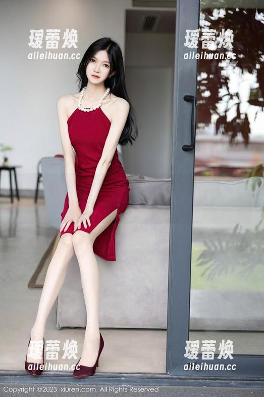 Xiuren秀人网-小薯条nienie Xiuren秀人网 - 在小薯条nienie泳装图包中寻找“清水”的灵魂福利