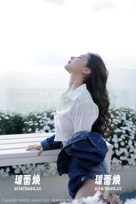 Xiuren秀人网-金纯一 Xiuren秀人网 - 金纯一的泳装美图,潜水攻击还是海边漫步,全靠你想象。