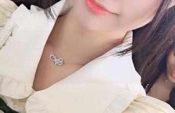 当Wendy穿上网袜，作品瞬间升级为时尚