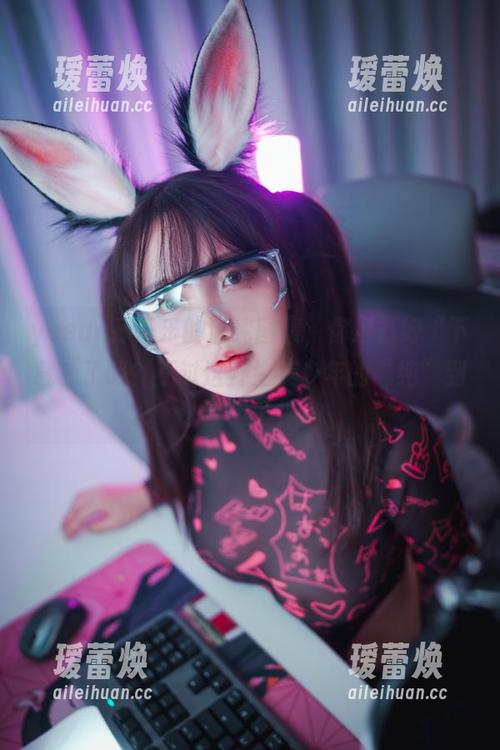 yeeun孙乐乐 yeeun孙乐乐的清纯图集,你准备好“下载”了吗?不过这野生美少年的“纯”到让我晃了神。