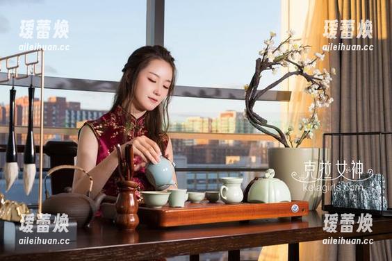克拉女神 - 来吧，薇薇的户外美图更新等你目睹！