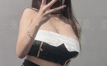 微密圈 – 兔宝妮to的旗袍写真，细节好像哪儿都有点触动