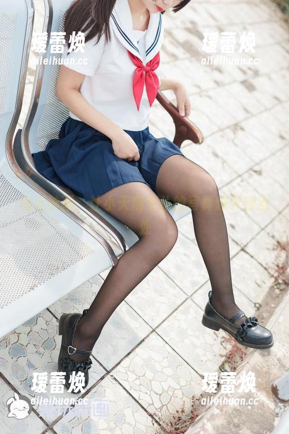 兔玩映画，让小天鹅女仆的写真越界到别处