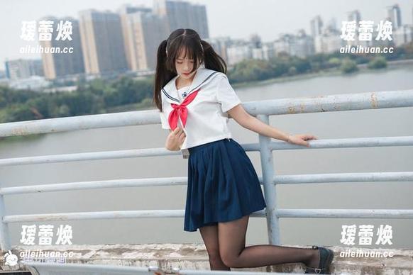 兔玩映画 兔玩映画出品的睡衣蕾姆,原图中那种无意的优雅,我感动到想停留更久。