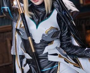 KIRIKONIKKEgoddessshadow从切切celia的写真里走出来了，戏如人生，影通万里