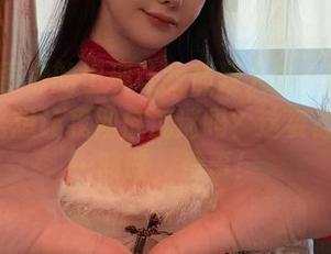 兔女郎图包的出现让我质疑人生，前羽_rr你这是想让我彻底沉迷吗？这姿态令人……咳咳，没事！