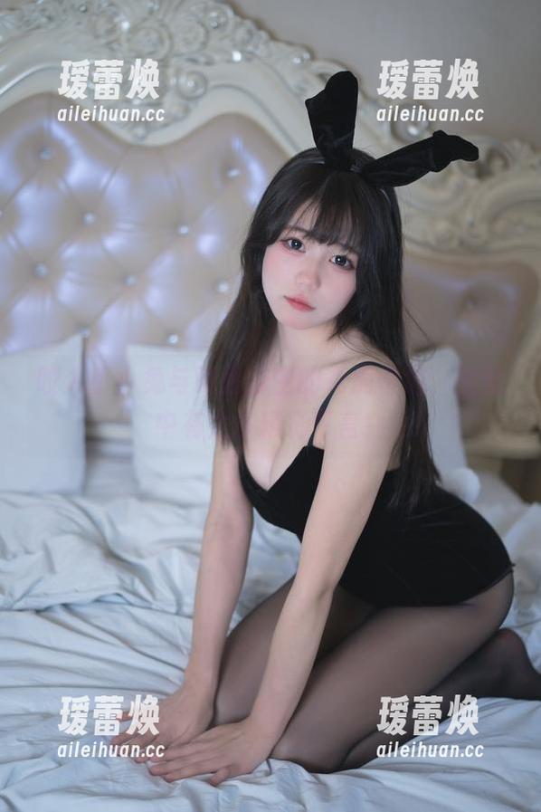 咬人小小兔与豌豆公主的花房奇遇，美图中有太多精彩可言！