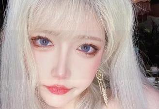 关于啾小妍Deer作品集更新的天使：当兜里的糖被翅膀戳破…哈哈！