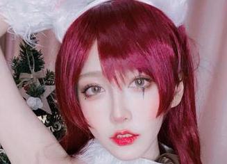 下载这本啾小妍Deer睡衣写真集，跟着那些慵懒的姿态走，意外醒悟的瞬间