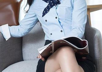 头条女神 – 筱溪的套图，仿佛在无声地说着话，耳边响起了“脉脉含情”的低语。