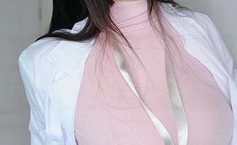 女主K的奇妙COS，只能用高清抓住我的目光，这剧情怎么看都不够