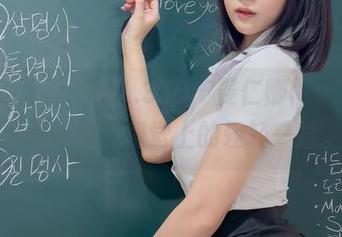 ArtGraviaVOL.376，姜仁卿(강인경)的写真资源，视觉上的轻轻一撞。