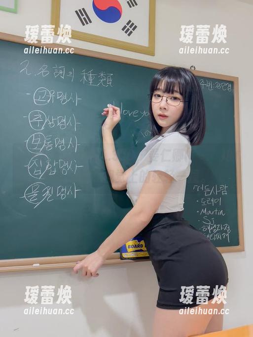 ArtGraviaVOL.376，姜仁卿(강인경)的写真资源，视觉上的轻轻一撞。