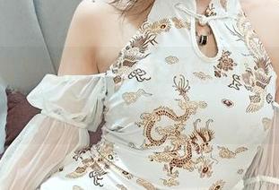 每次更新都想问，小女巫露娜的和服是不是自带魔法？