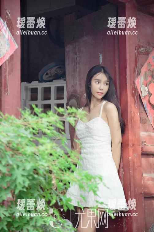 尤果网 - 张美荧最新内衣图册：有些东西是小心脏接受不了的呀，得慢慢消化……