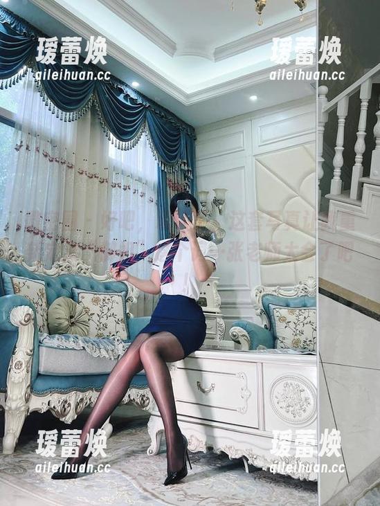 微密圈 - 好吧，承认了，这套写真让我重新定义“御姐”这个词…张老师太会了吧！