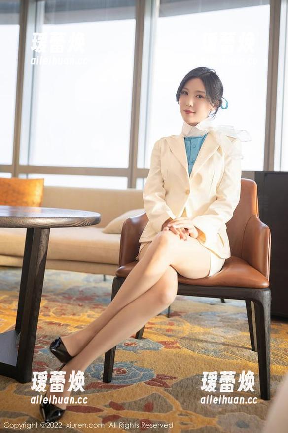 抖娘利世的泳衣照：无圣光可言，只有美好的星光！
