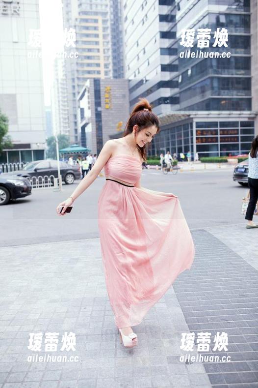 推女郎 - 头顶皇冠的夏婉婉，给你带来开挂的女王美图体验！