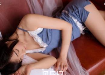 果团网 – 梦心月的最新写真集，这泳衣究竟怎么穿的才好啊？