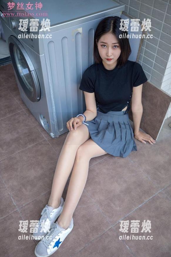 梦丝女神 - 线上见证：刘灵嘉的新女神变身，高清画面一键直达！