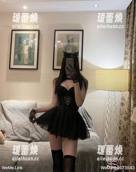 微密圈 - 梦里一只喵的高跟鞋：想要这种潜力股免费资源，先看我摔的姿势！