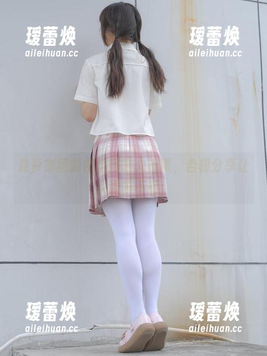 森萝财团的白丝网鞋大轰趴，合辑分享让人欲罢不能！