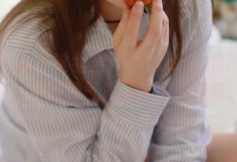 模范学院 – 这组果儿Victoria的高清图包，学妹的气质让人目不转睛。