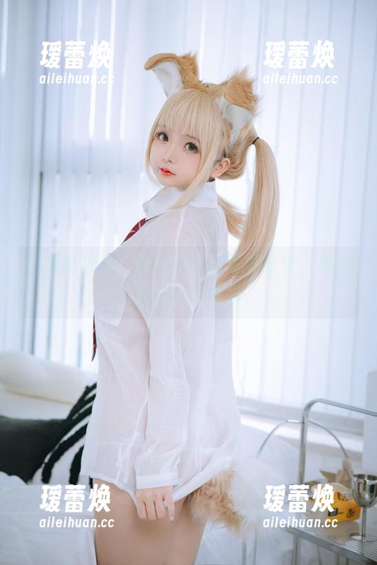 樱井小莜 这双高跟鞋,樱井小莜的写真分享,真的不知道脚得多累。