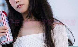 高清！汪知子在㭴野泳装中意外揭晓的“日常”
