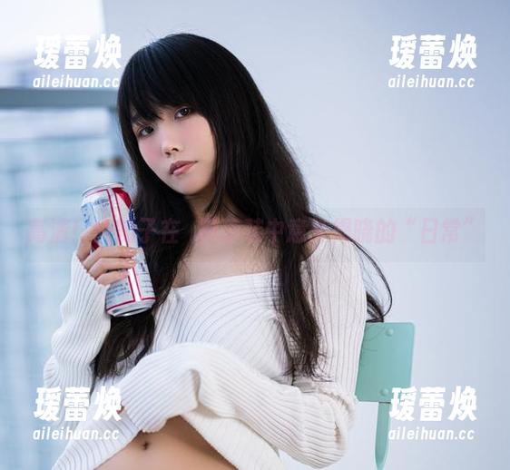 高清！汪知子在㭴野泳装中意外揭晓的“日常”