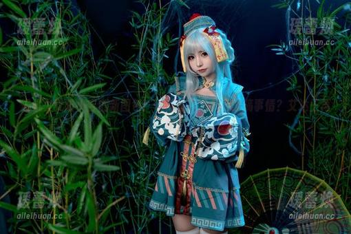 爆机少女喵小吉的新图包！谁说生化危机不能搞事情？艾达王再现！