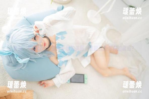 长腿、完美cos，狐萝卜呦的美图，谁能抗拒这样的诱惑？