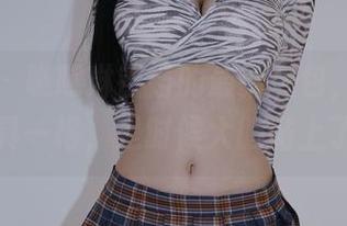 微密圈 – 瞧瞧琳铛铛的最新图包，少女风别具一格，是时候大胆贴上了！