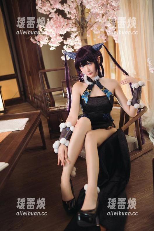 浴缸心事：瓜希酱的精选写真，流连但说不清