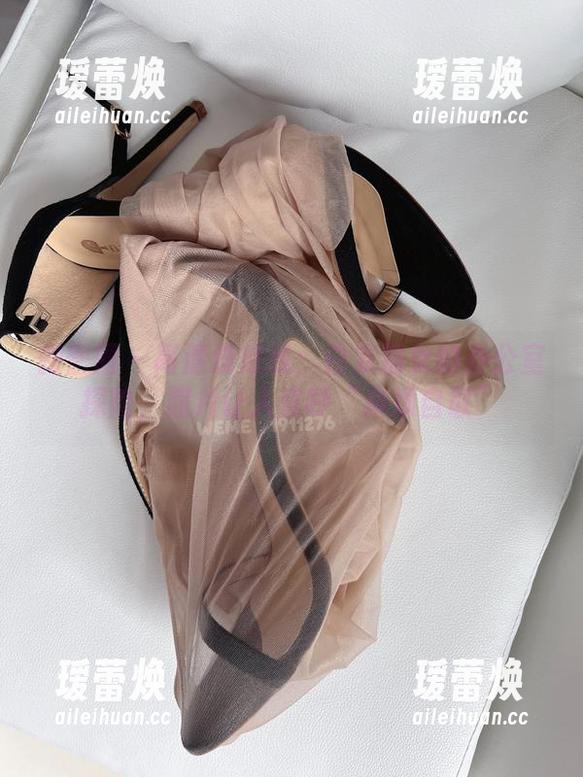 白龙猫女 微密圈 - 高清没底线:白龙猫女的办公室探险,照片让人直呼“麻烦自取”