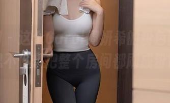 秀人网 – 这个Carol周妍希的粉色图包，让我忍不住想把整个房间都刷成粉色啊。