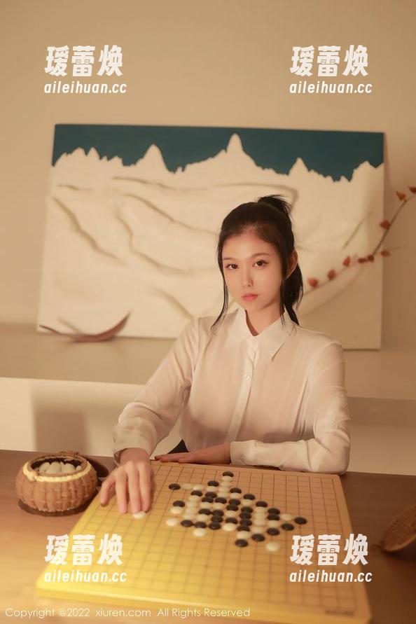 秀人网 - UU阿文的女仆作品，谁说只有机器人能打理家务？