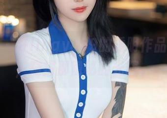 秀人网 – 在lingyu69的透明作品中分享，窥探那隐秘的光辉。